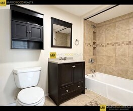 223 Trenton St in Boston, MA - Building Photo - Building Photo