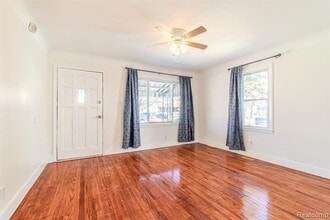 1216 E George Ave in Hazel Park, MI - Building Photo - Building Photo