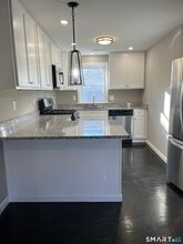 395 Blake St in New Haven, CT - Building Photo - Building Photo