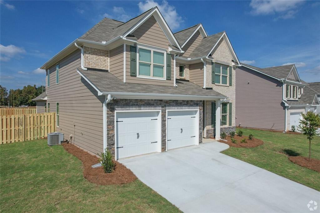 156 Chase Landing Dr in Loganville, GA - Building Photo