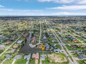 3923 SW 13th Ave in Cape Coral, FL - Building Photo - Building Photo