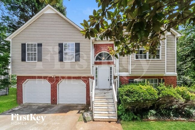 property at 721 Peteywood Dr