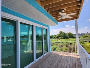 300 Penny Ct in Panama City, FL - Building Photo - Building Photo