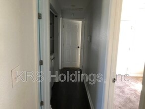 808 Johnstons Rd in Norfolk, VA - Building Photo - Building Photo