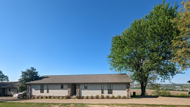 property at 3 Fox Run Ln