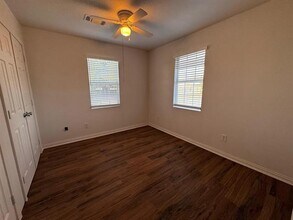 304 S Oak St in Leonard, TX - Building Photo - Building Photo