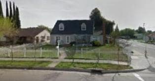 106 N Harvard Ave in Lindsay, CA - Building Photo