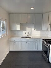 10910 Avalon Blvd in Los Angeles, CA - Building Photo - Building Photo