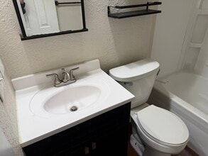 2725 Adams Ave in Des Moines, IA - Foto de edificio - Building Photo