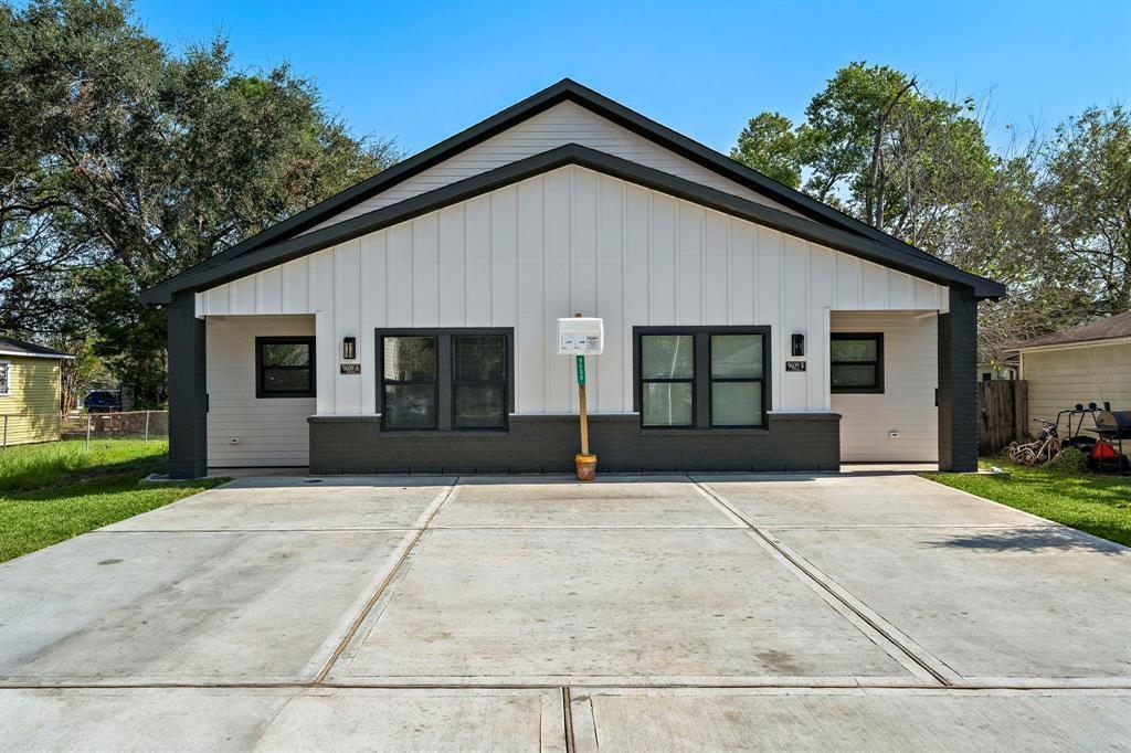 9609 Ashville Dr-Unit -A in Houston, TX - Building Photo
