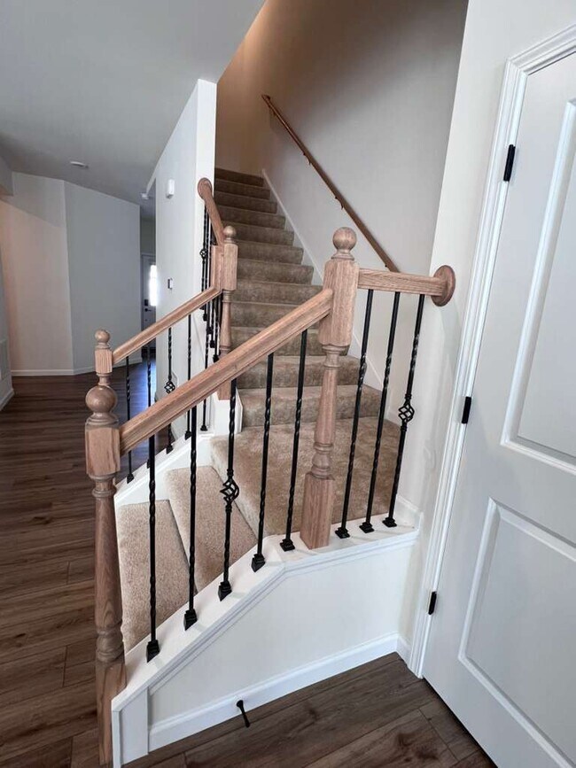 24453 W Kroll Dr in Plainfield, IL - Building Photo - Building Photo