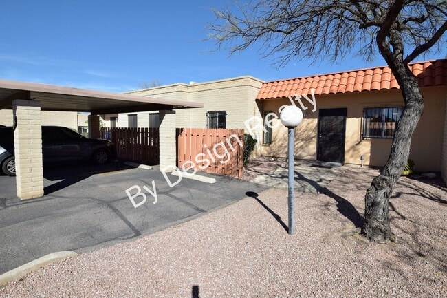 893 S Pantano Pkwy in Tucson, AZ - Building Photo - Building Photo