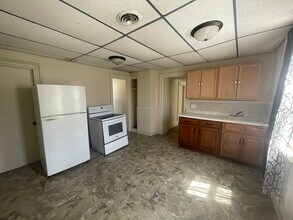 1034 S 19th St in Manitowoc, WI - Building Photo - Building Photo