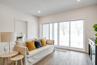 Aera Saint-Thomas in St-Hyacinthe, QC - Building Photo - Building Photo