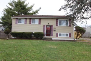 5071 Albany Dr in Columbus, OH - Building Photo