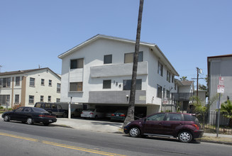 104 N Normandie Ave in Los Angeles, CA - Building Photo - Building Photo