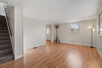 932 Ridge Ave in Mckees Rocks, PA - Building Photo - Building Photo