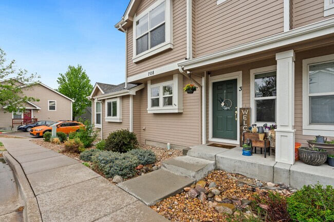 708 Crown Ridge Ln, Unit 3 in Fort Collins, CO - Building Photo - Building Photo