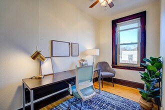 1253 Williamson St in Madison, WI - Foto de edificio - Building Photo