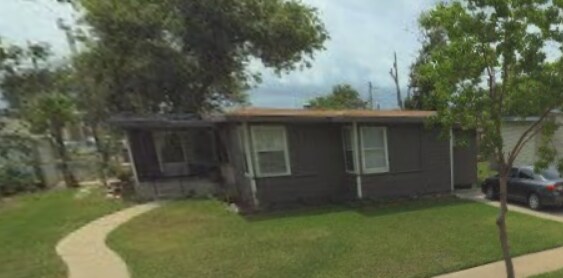 1041 Collingswood Dr in Corpus Christi, TX - Building Photo
