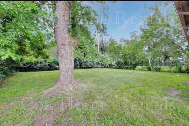 property at 1249 N Oliver St