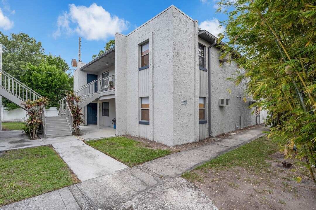 5109 Curry Ford Rd in Orlando, FL - Building Photo