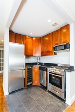 1373 1st Ave in New York, NY - Building Photo - Building Photo