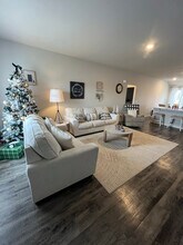 326 Starlight Dr in Shawnee, OK - Foto de edificio - Building Photo