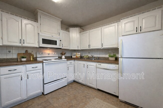 2000 Washington St in Lincoln, NE - Building Photo - Building Photo