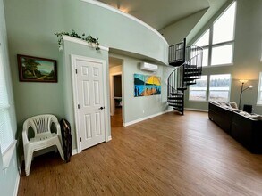 4374 Saltspring Dr in Ferndale, WA - Building Photo - Building Photo