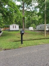 7310 Pineview Dr in Gautier, MS - Building Photo - Building Photo