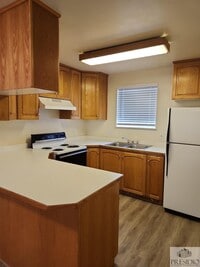 1514 S 175 E St photo'