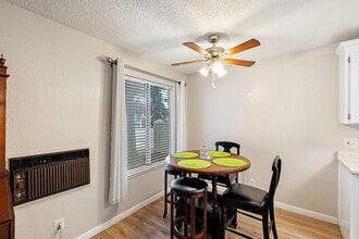 400 S Saliman Rd in Carson City, NV - Building Photo - Building Photo