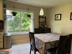 1750 Westwind Way in McLean, VA - Building Photo - Building Photo