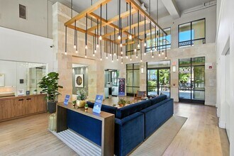 24585 Town Center Dr in Santa Clarita, CA - Building Photo - Building Photo