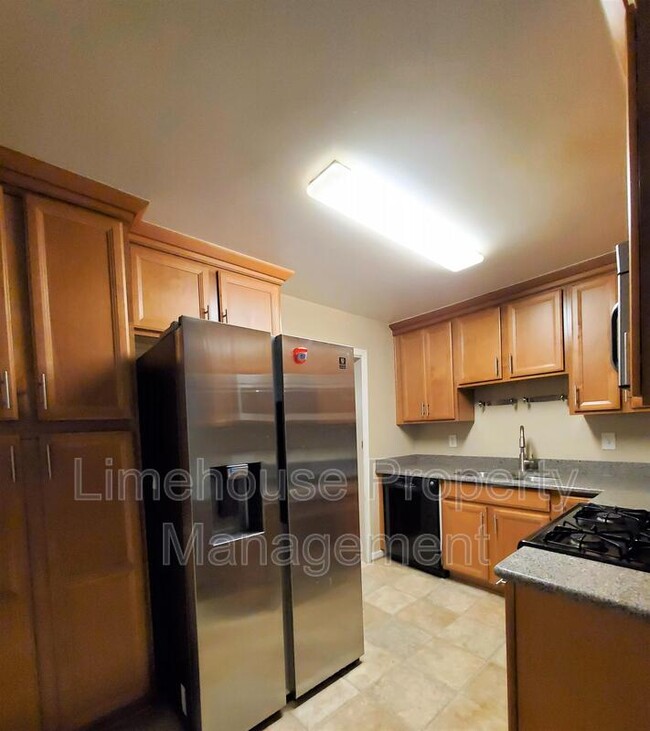 8032 Van Patten Rd in Norfolk, VA - Building Photo - Building Photo