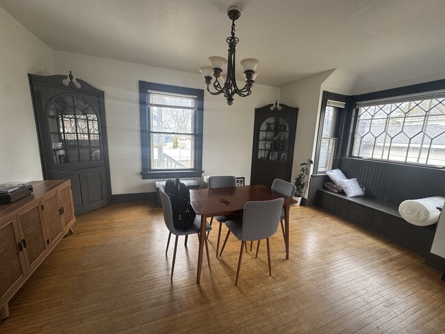 1916 E Estes St in Milwaukee, WI - Building Photo - Building Photo