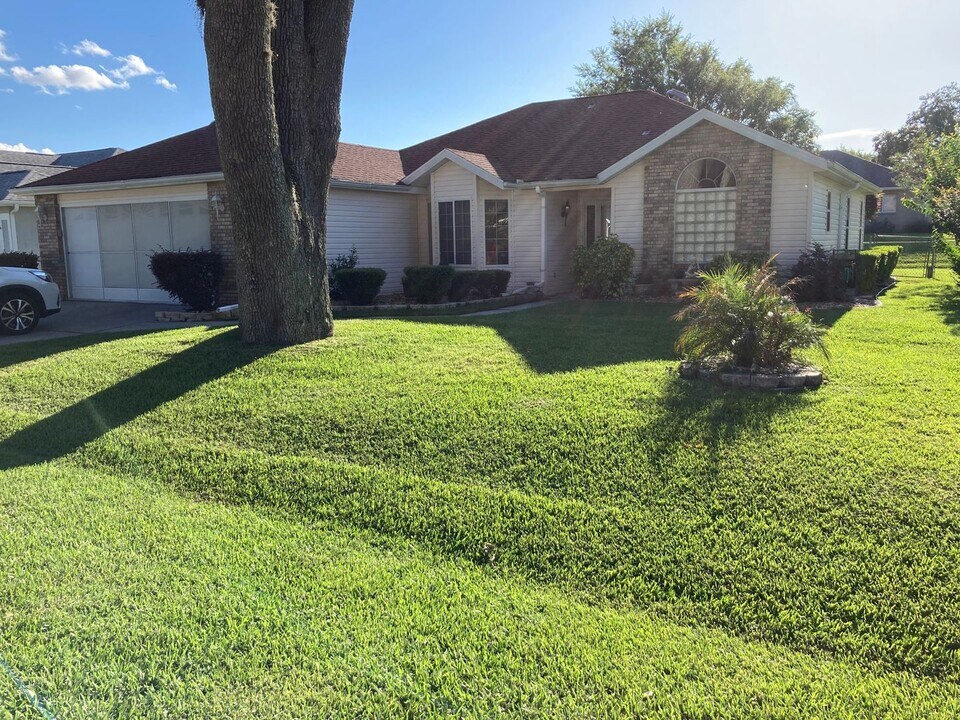 2298 NW 50th Ave in Ocala, FL - Building Photo