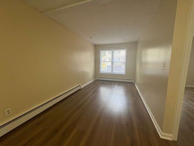 39 Hillside Ave, Unit 39 in East Haven, CT - Building Photo - Building Photo