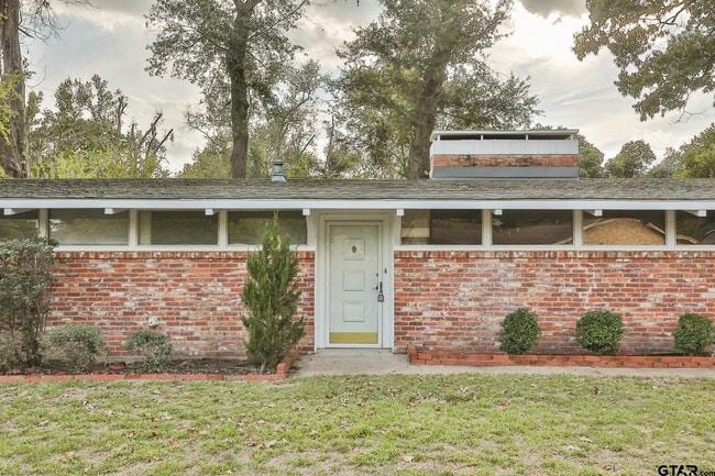 3215 Fernwood Dr in Tyler, TX - Building Photo - Building Photo