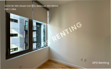 10232 NE 10th St in Bellevue, WA - Building Photo - Building Photo