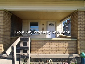 2408 Locust St in Anderson, IN - Building Photo - Building Photo