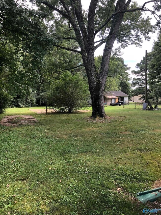 6704 Hollow Rd NW in Huntsville, AL - Building Photo - Building Photo