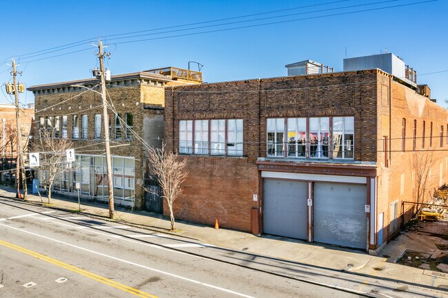 Castleberry Lofts in Atlanta, GA - Foto de edificio - Building Photo