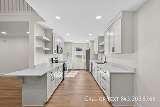 955 Godber St in Charleston, SC - Building Photo - Building Photo