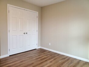 219 Cane Creek Ln in Jackson, MO - Building Photo - Building Photo