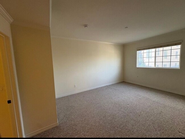 4523 Woodman Ave in Los Angeles, CA - Building Photo - Building Photo