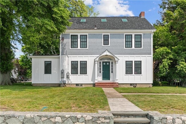 property at 94 E Main Rd