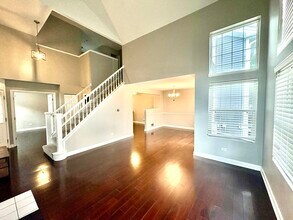 3823 Petra Ct in Naperville, IL - Building Photo - Building Photo