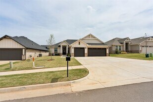 2232 Los Angeles Ave in Edmond, OK - Building Photo